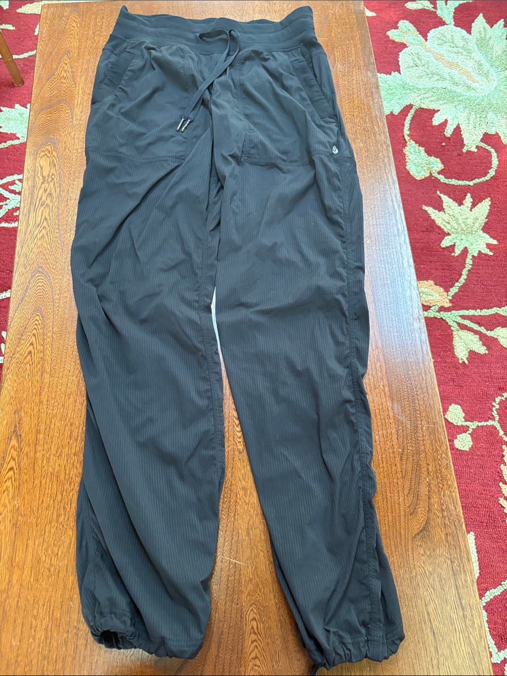 Lululemon Women’s Black Studio Drawstring Jogger Unlined Pants 6